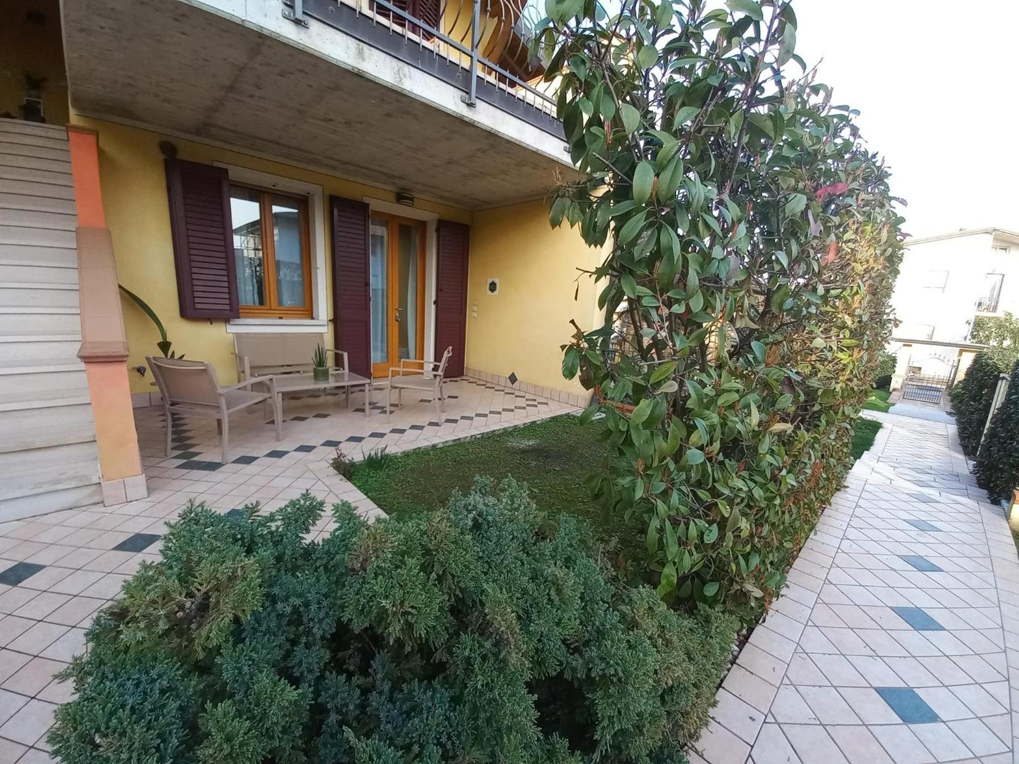 Hoya Apartment Sirmione Kültér fotó